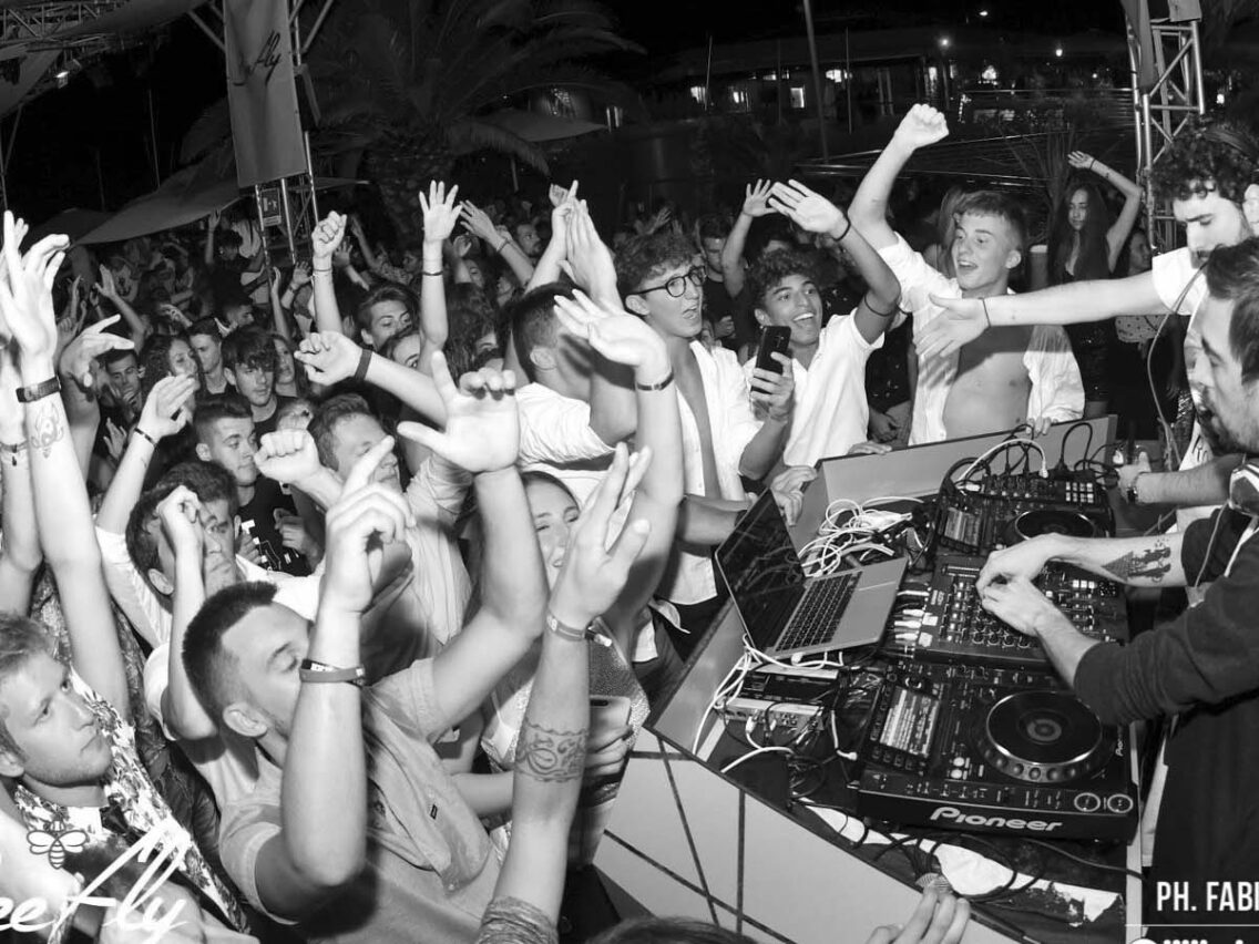 Non amo ballare ma far ballare